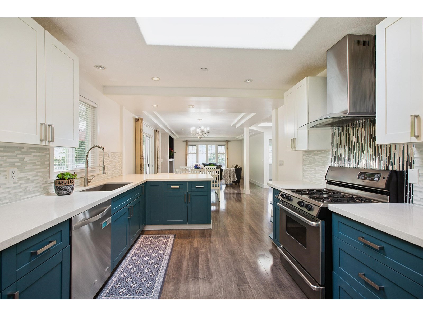 Photo 12 of 11790 98 Avenue, Surrey BC
