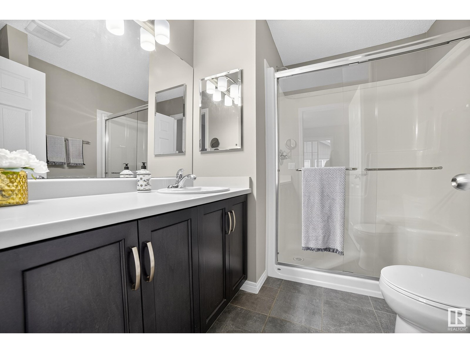 Photo 21 of 133 3305 Orchards Link Li Sw, Edmonton AB