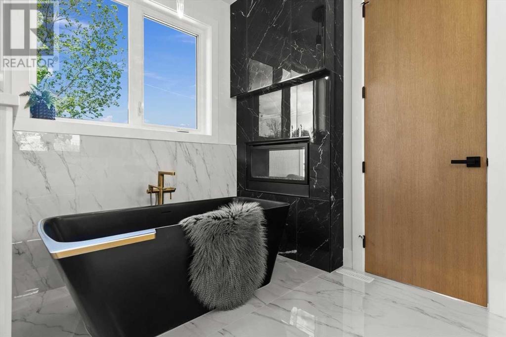 Single Family House for Sale in   Street SW Shaganappi Calgary 