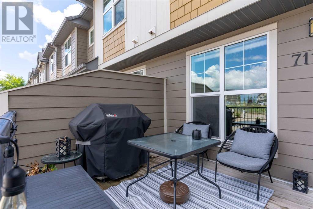 Photo 3 of 711 101 Sunset Drive, Cochrane AB