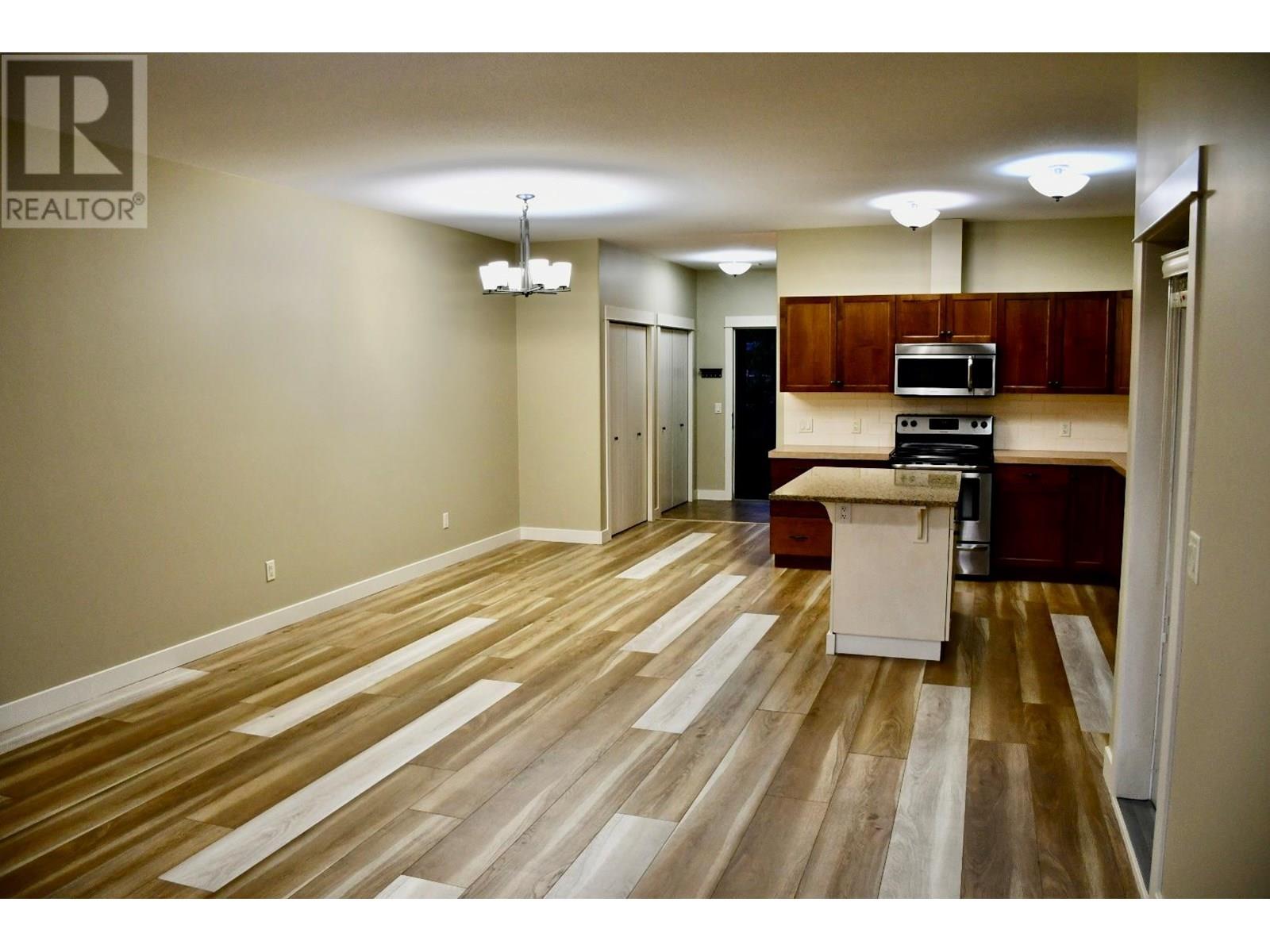603 3350 Woodsdale Road, Lake Country