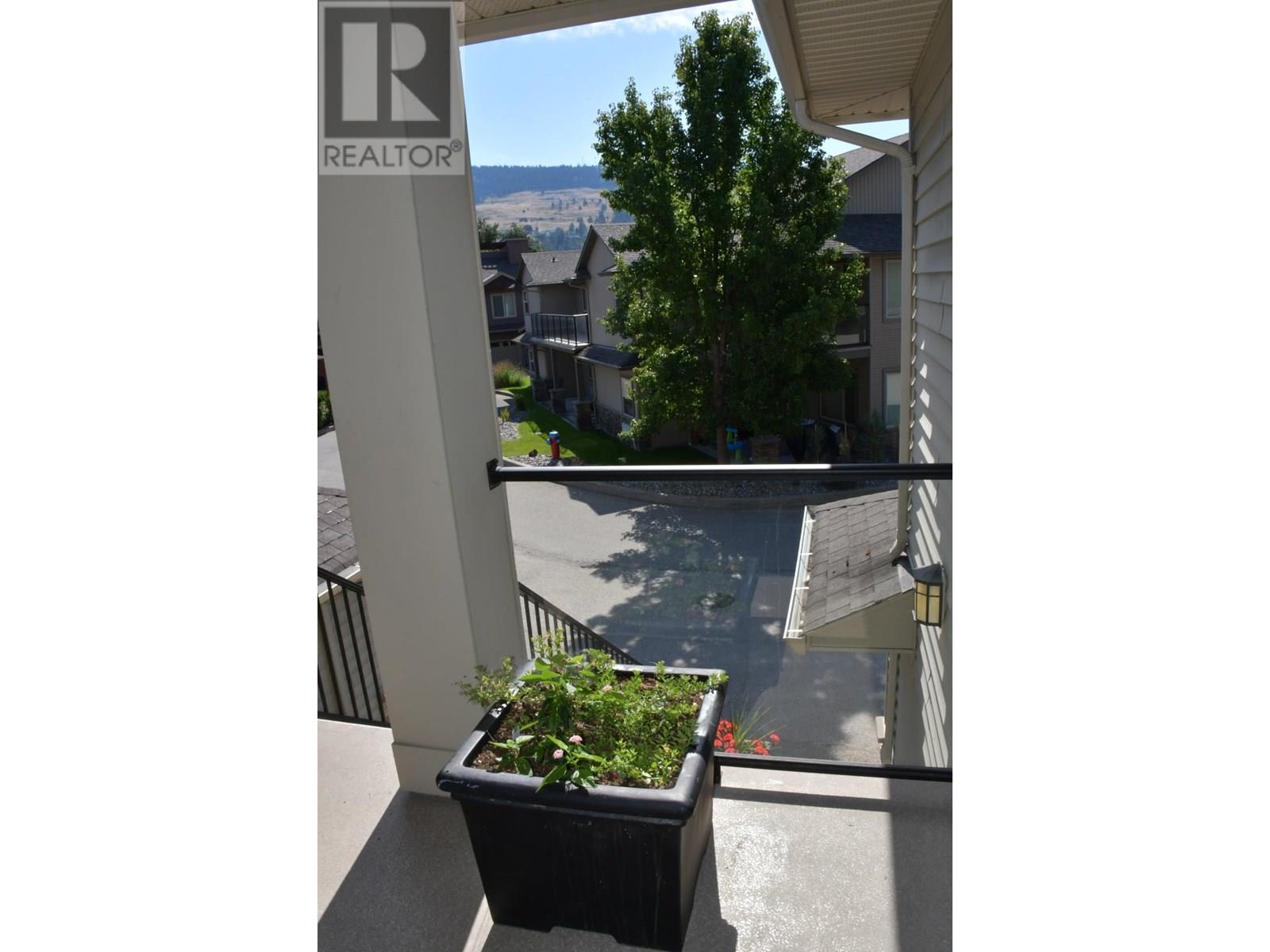 603 3350 Woodsdale Road, Lake Country