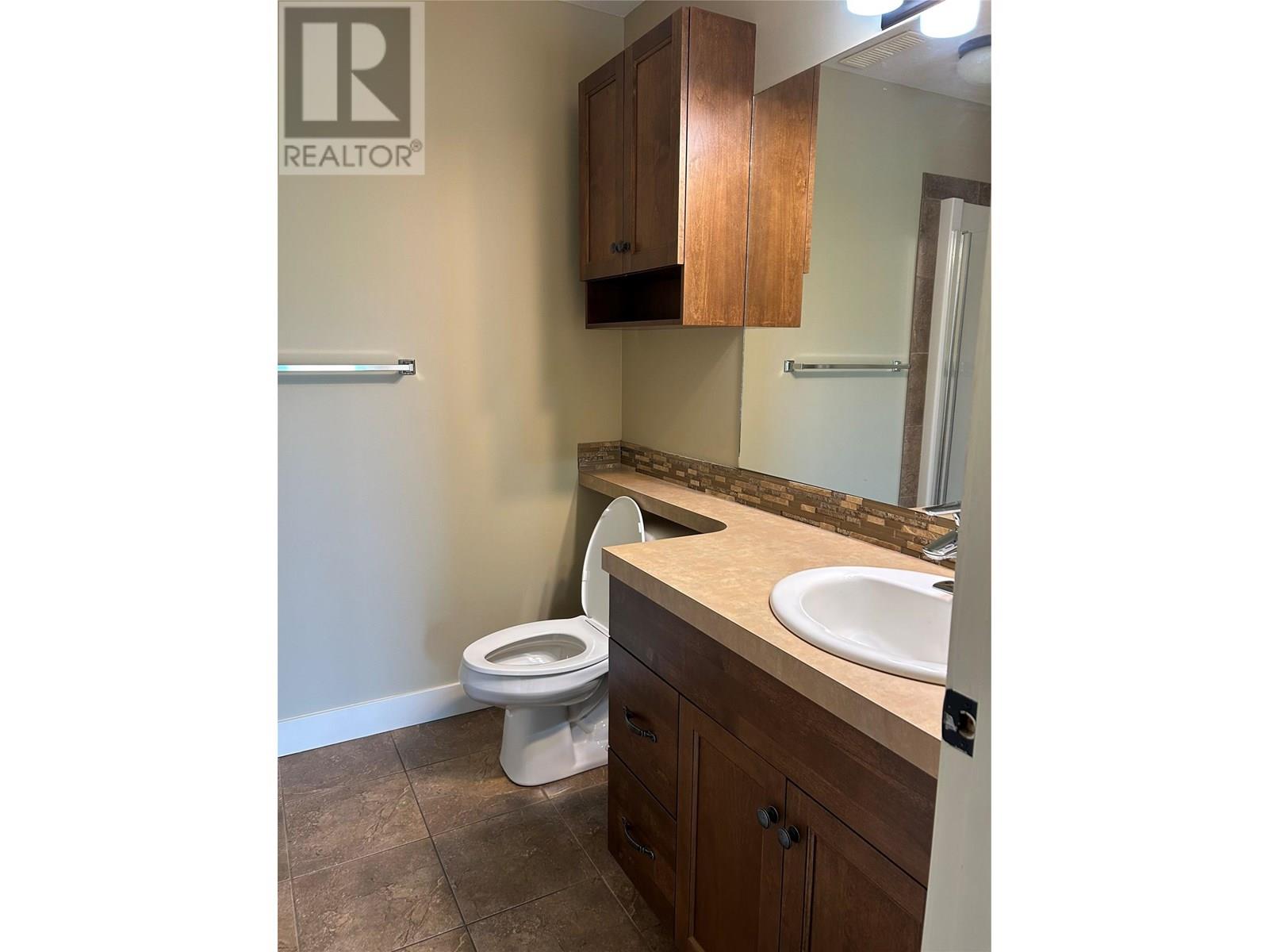 603 3350 Woodsdale Road, Lake Country