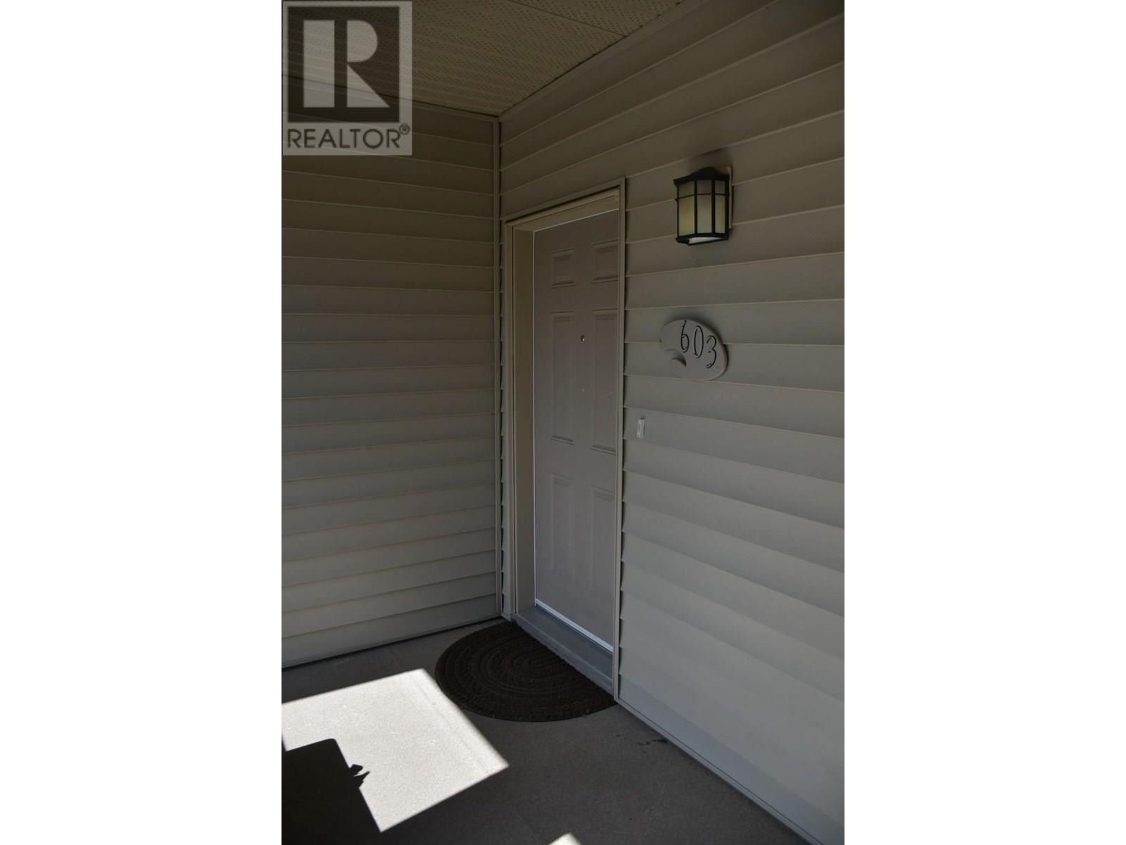 603 3350 Woodsdale Road, Lake Country