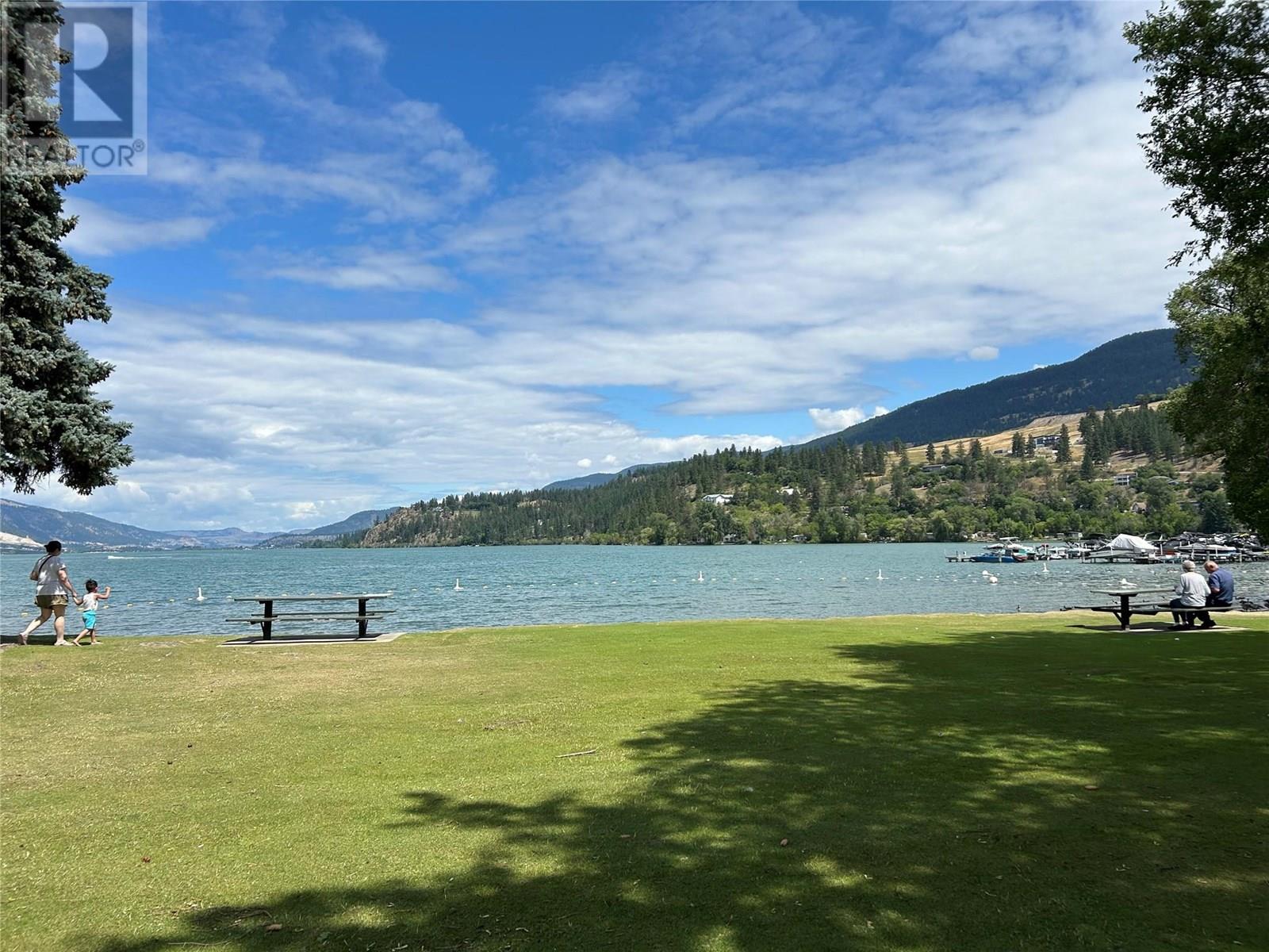 603 3350 Woodsdale Road, Lake Country
