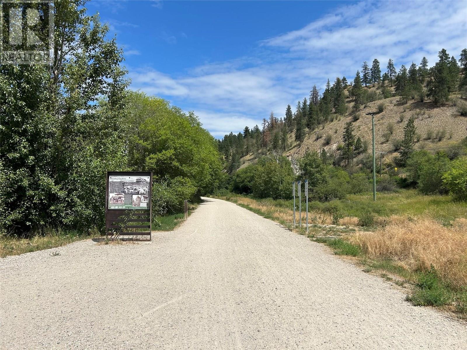 603 3350 Woodsdale Road, Lake Country