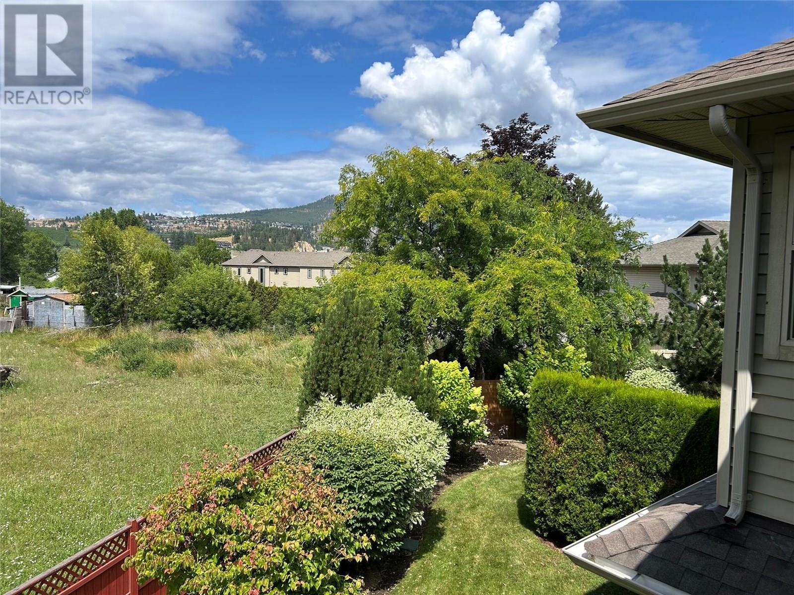 603 3350 Woodsdale Road, Lake Country