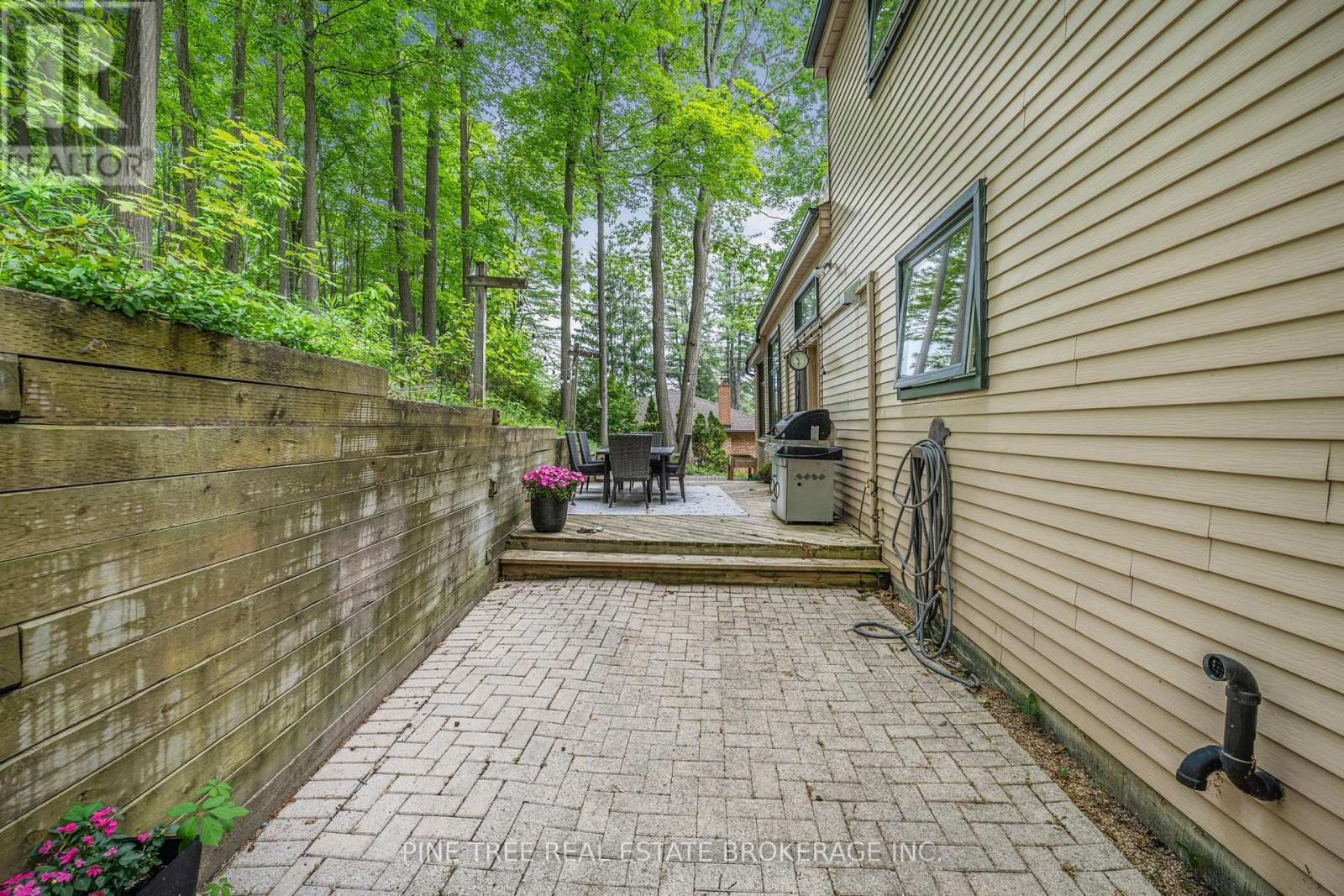 Photo 13 of 8 Frid Boulevard, Springwater ON