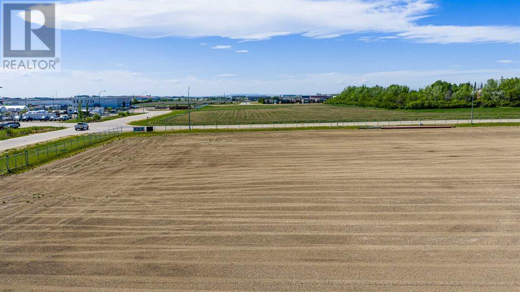 Photo 9 of 15901 90 Street, Clairmont AB