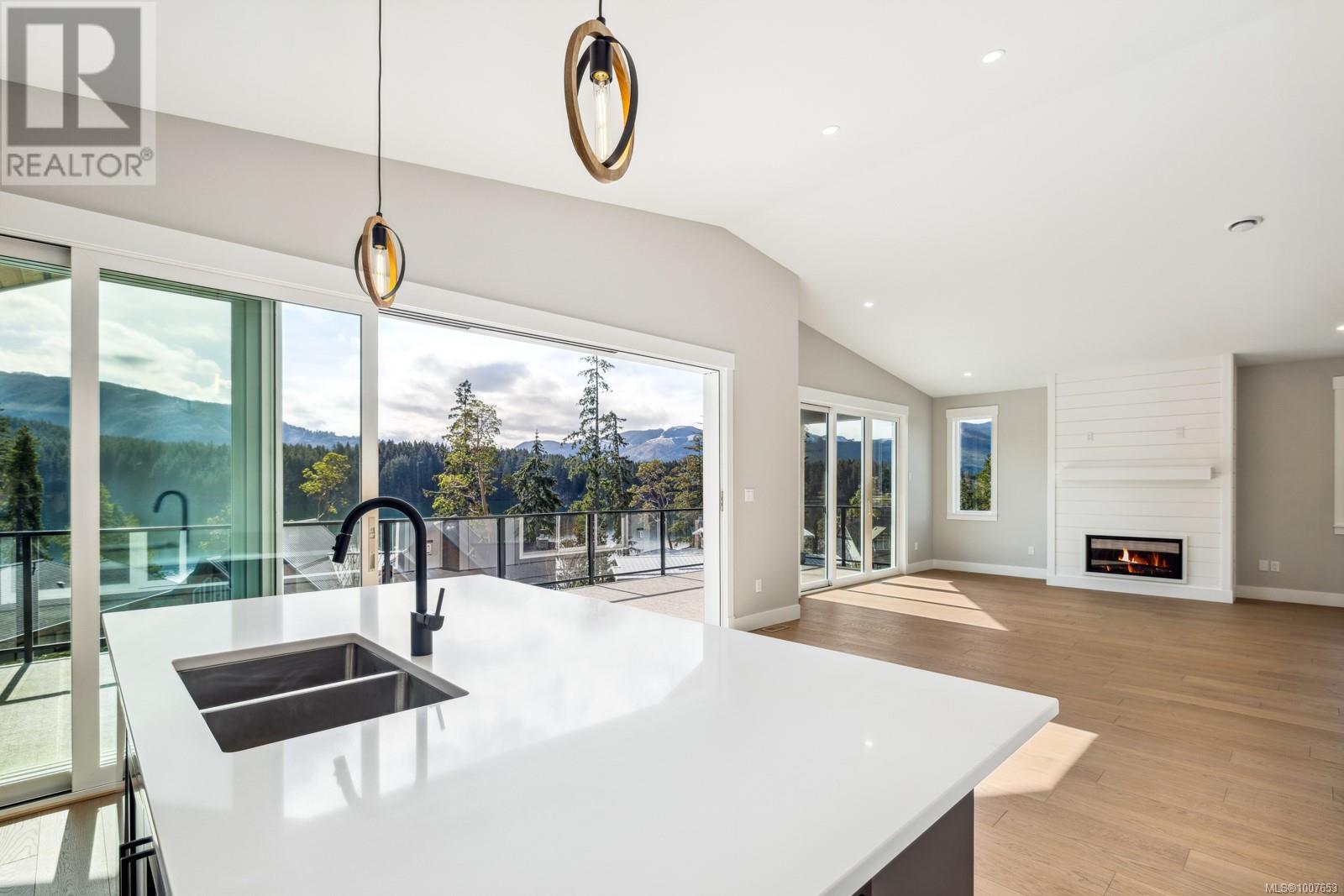 Photo 22 of 9394 Lakefront Rise, Lake Cowichan BC