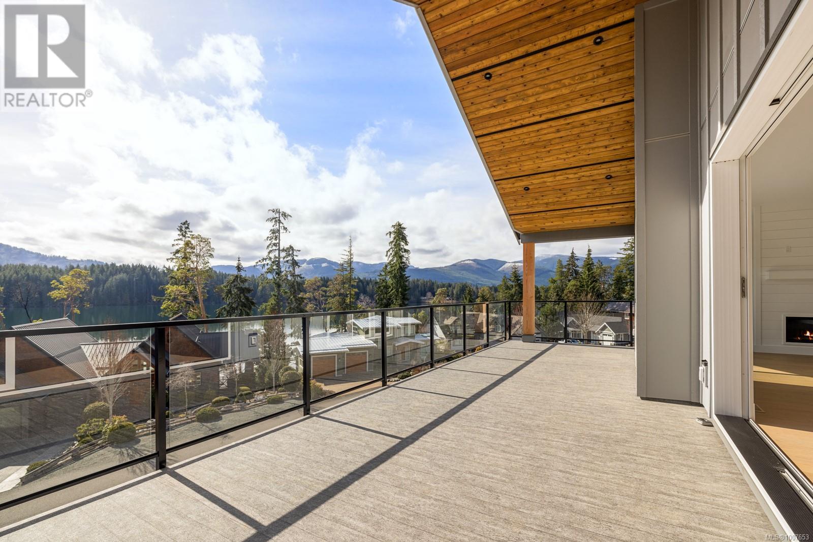 Photo 24 of 9394 Lakefront Rise, Lake Cowichan BC