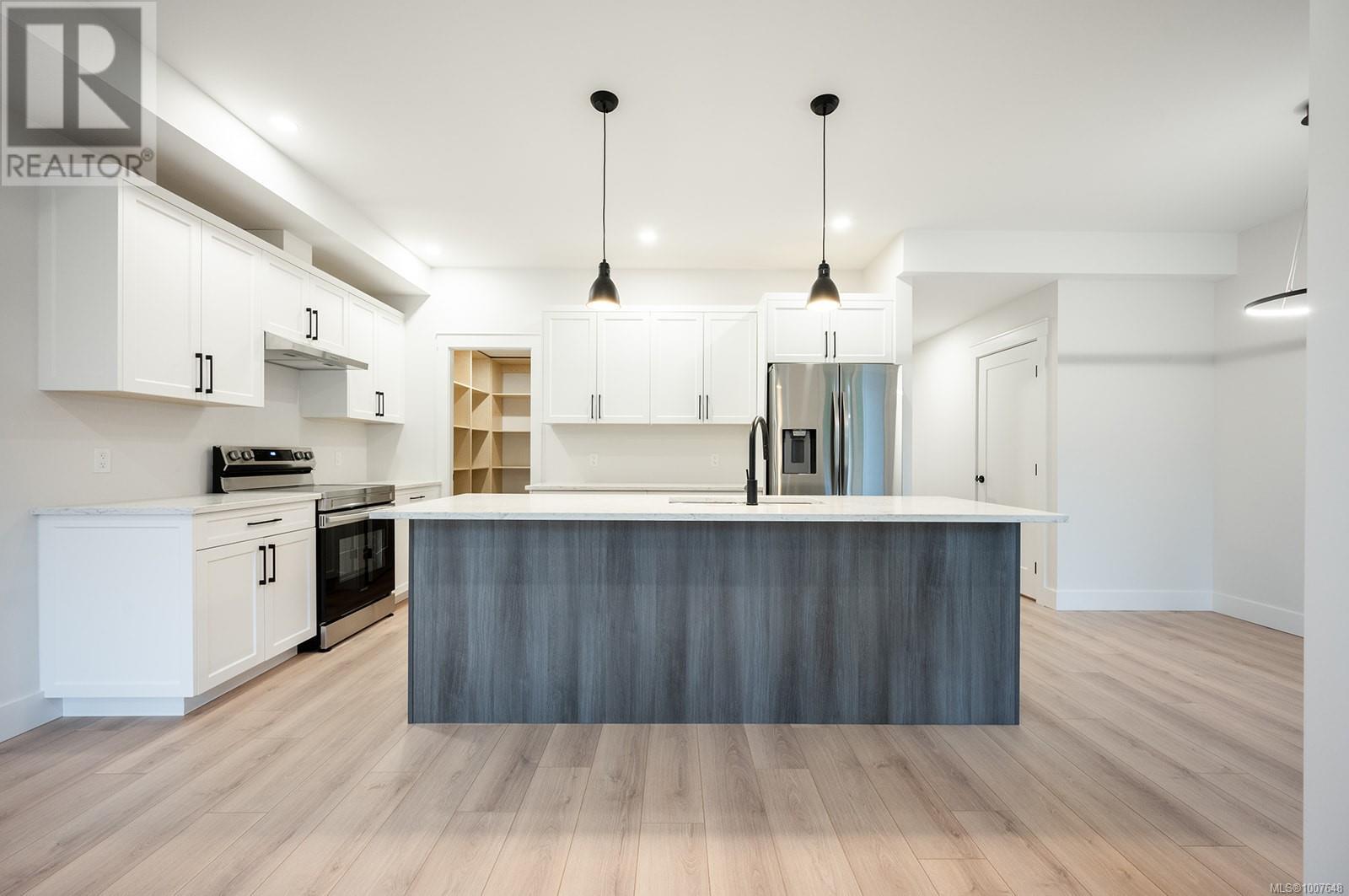 Photo 16 of 27 1090 Evergreen Rd, Campbell River BC