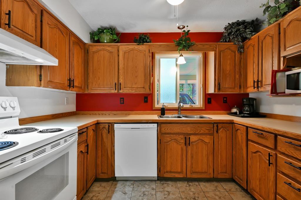 Photo 11 of 1 32286 7th Avenue, Mission BC