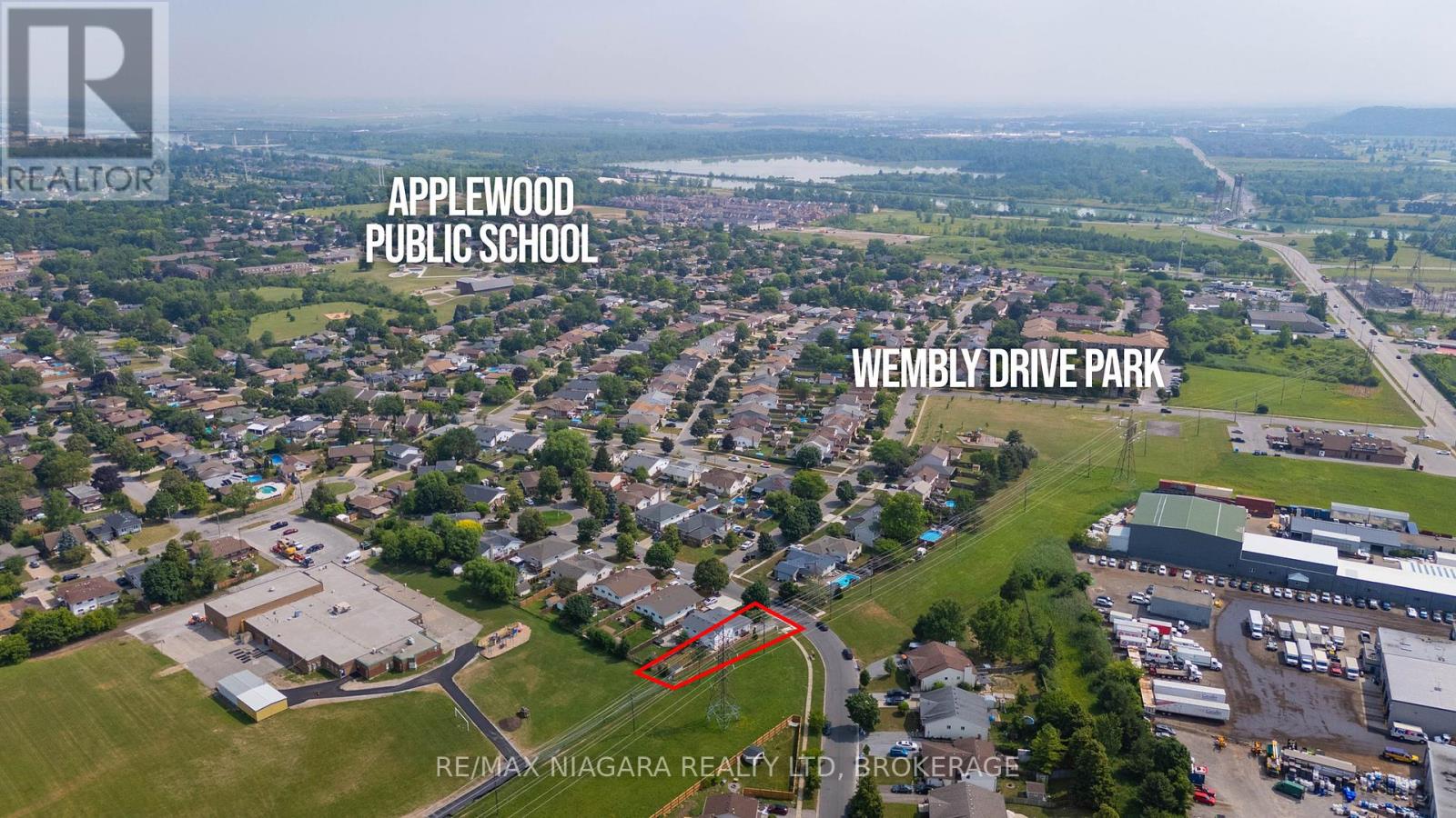Photo 35 of 49 Autumn Place, St Catharines ON
