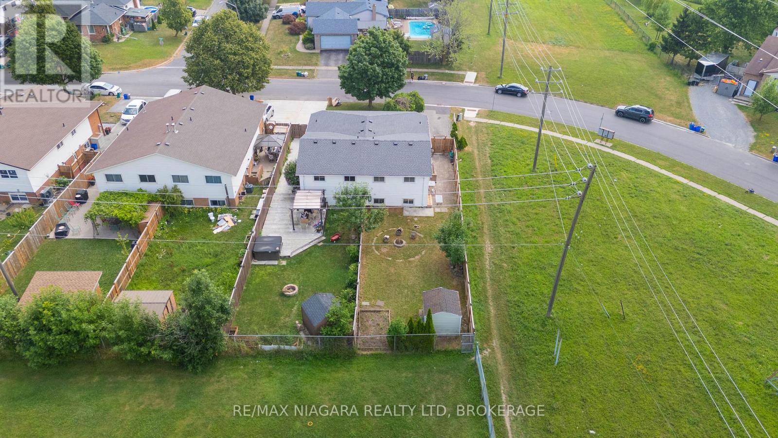 Photo 37 of 49 Autumn Place, St Catharines ON