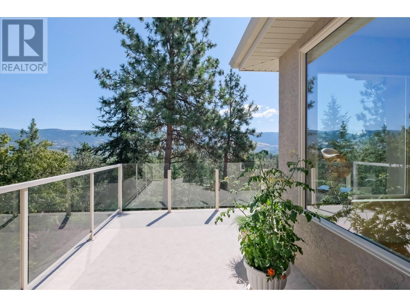  2093 Capistrano Drive, Kelowna