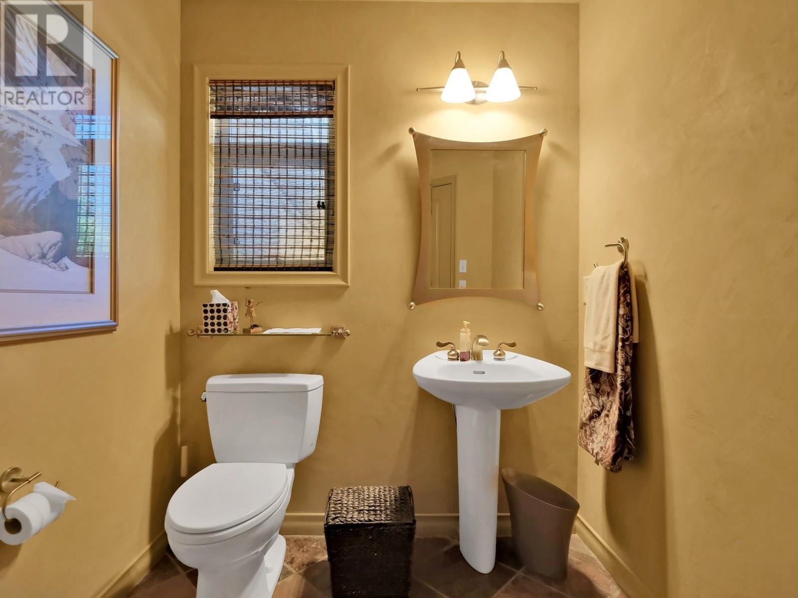  2093 Capistrano Drive, Kelowna