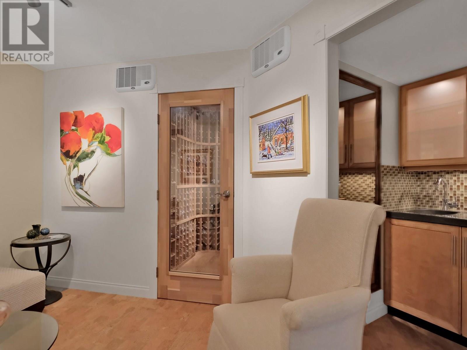  2093 Capistrano Drive, Kelowna