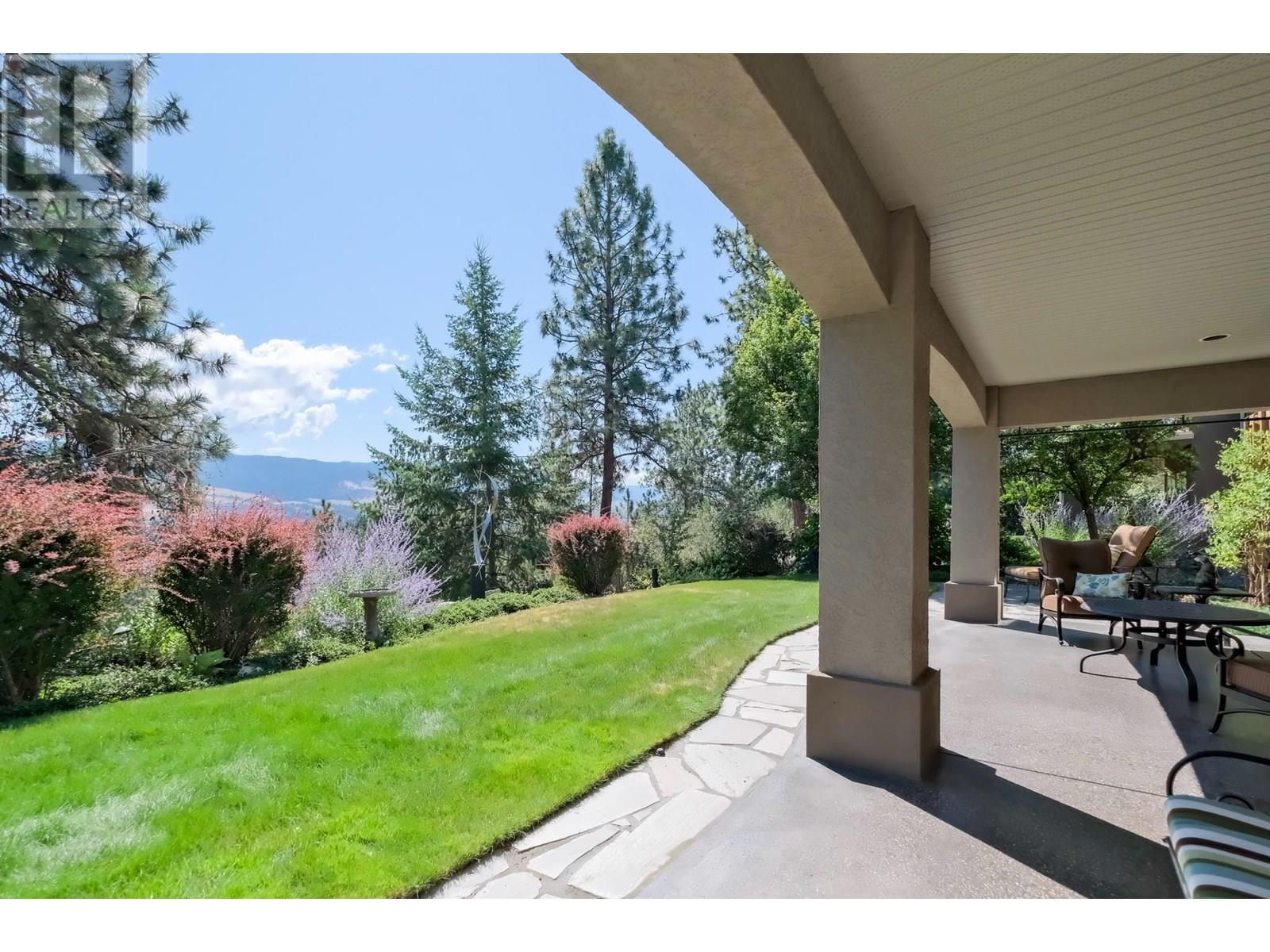  2093 Capistrano Drive, Kelowna