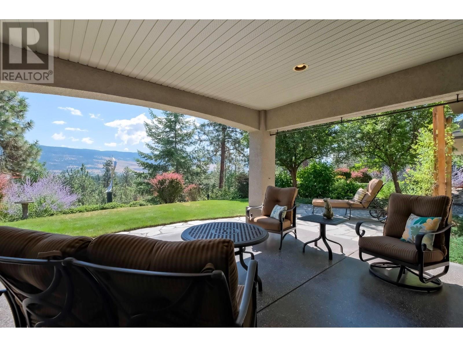 2093 Capistrano Drive, Kelowna