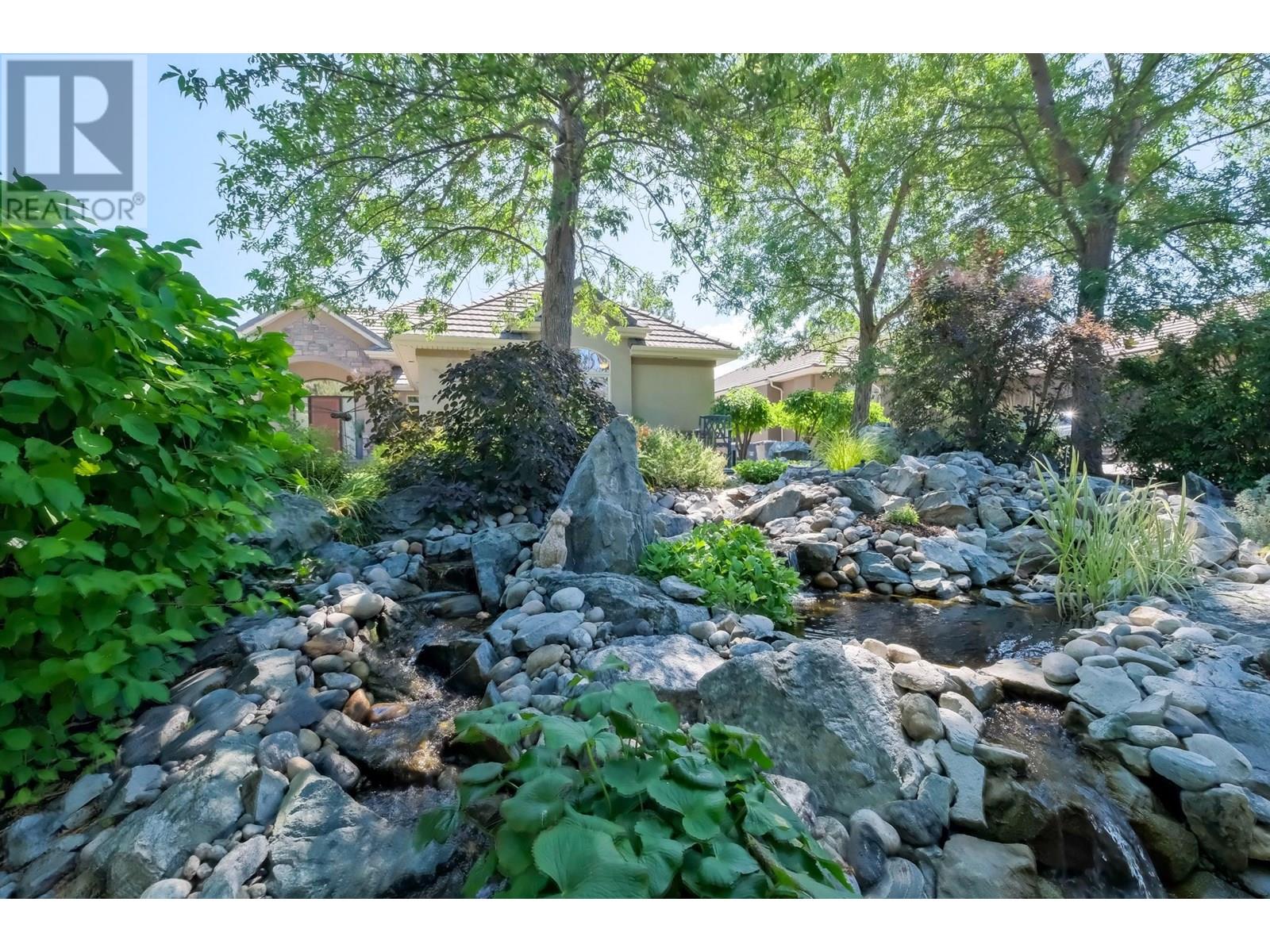  2093 Capistrano Drive, Kelowna