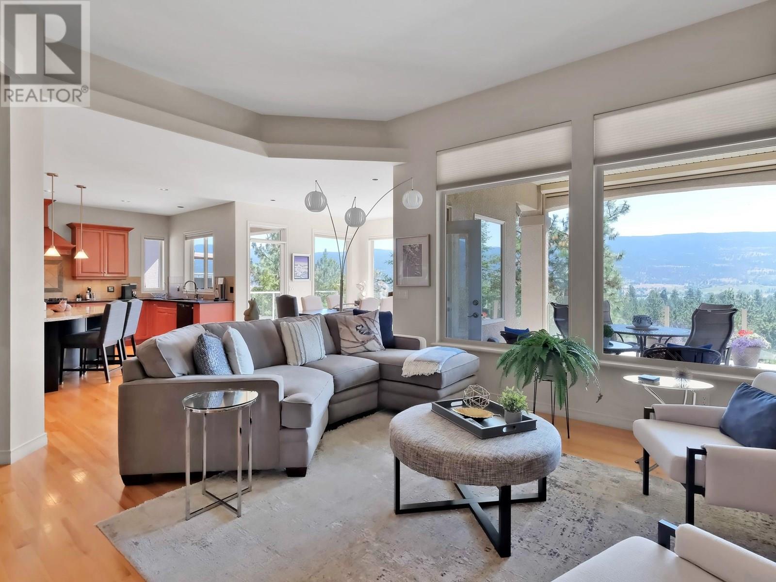  2093 Capistrano Drive, Kelowna