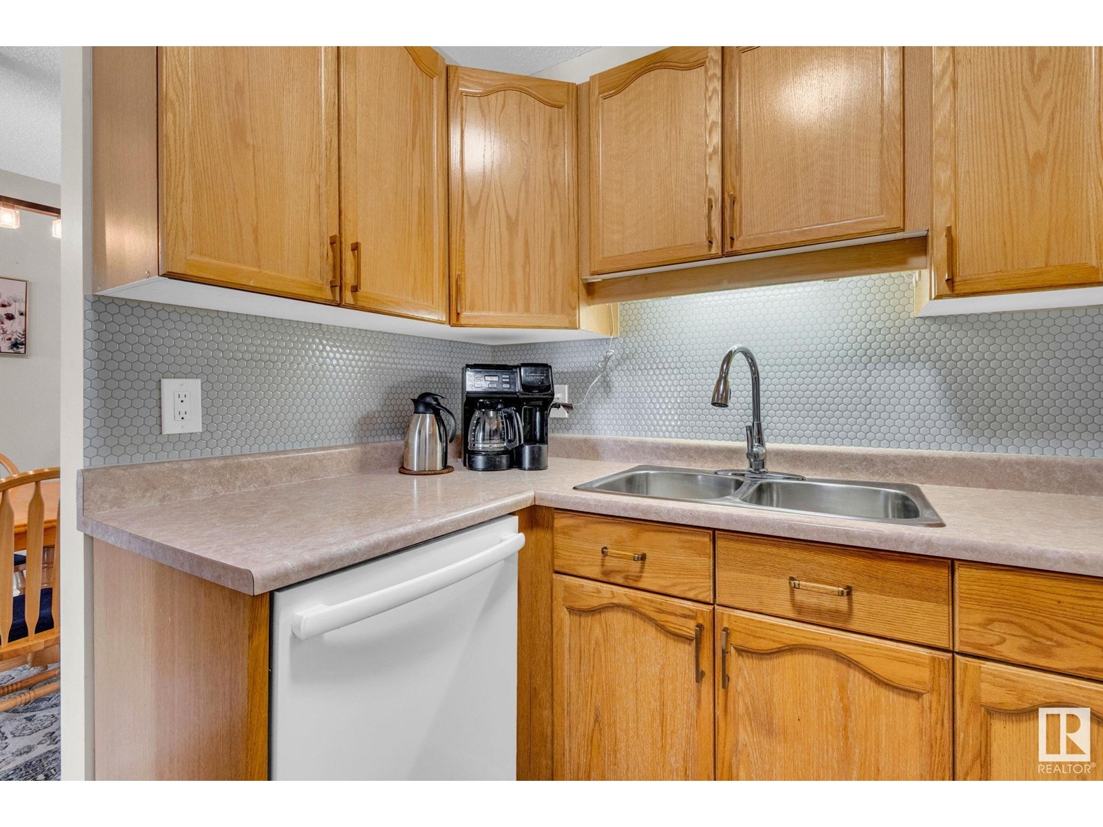 Photo 12 of 217 18012 95 Av Nw, Edmonton AB