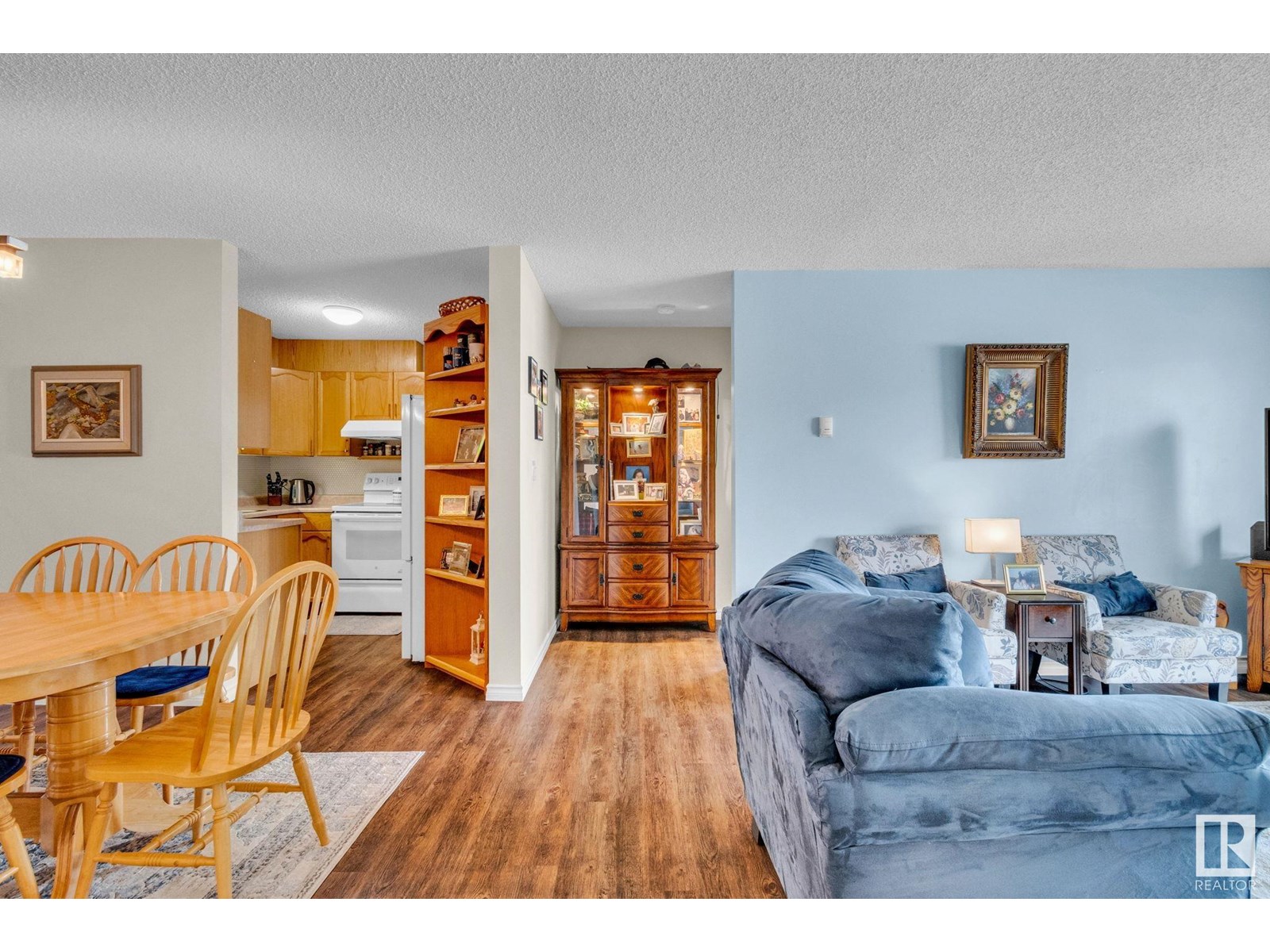 Photo 6 of 217 18012 95 Av Nw, Edmonton AB