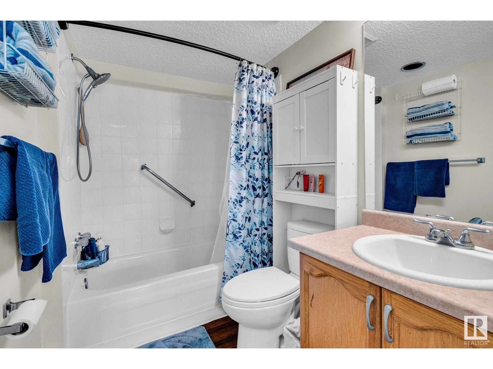 Photo 21 of 217 18012 95 Av Nw, Edmonton AB