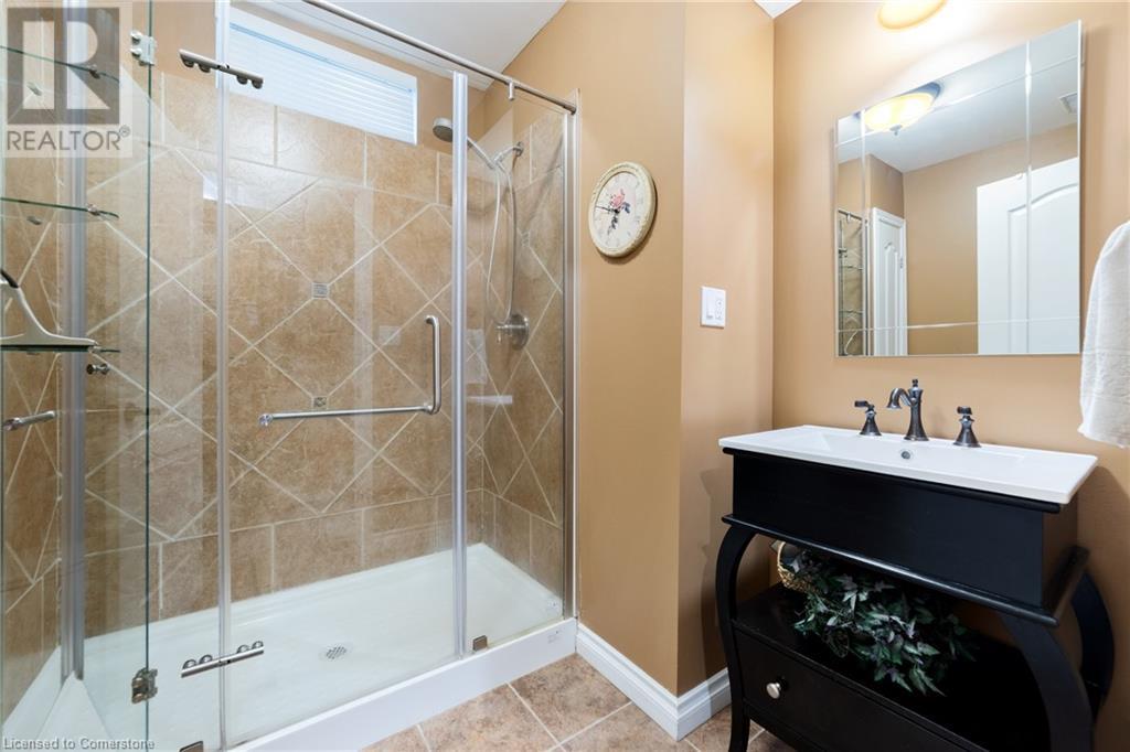 Photo 13 of 7775 St Augustine Crescent, Niagara Falls ON