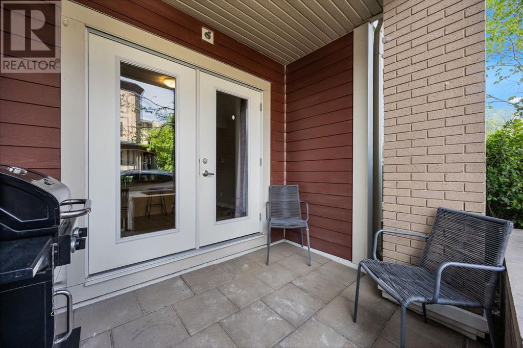 Single Family House for Sale in    Street NE Renfrew Calgary 