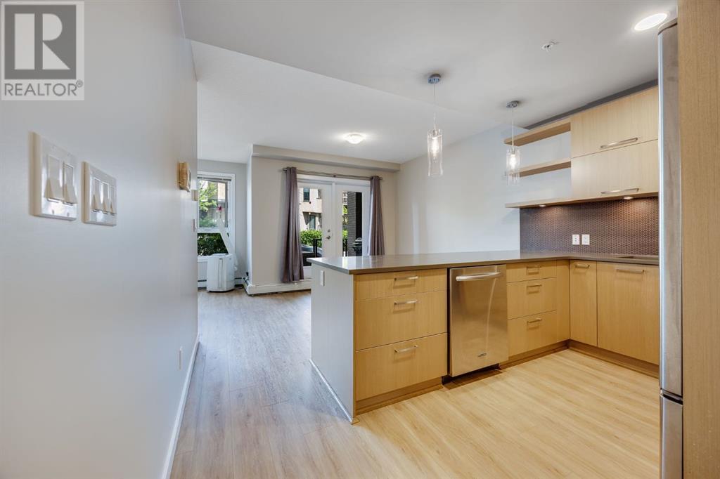 Single Family House for Sale in    Street NE Renfrew Calgary 