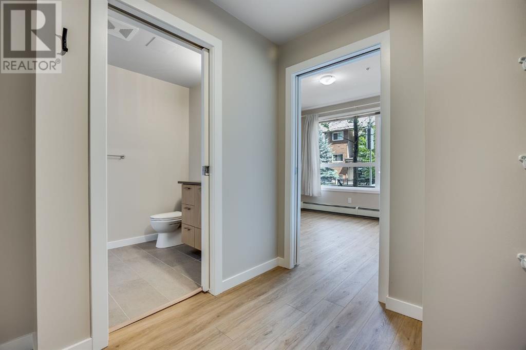 Single Family House for Sale in    Street NE Renfrew Calgary 