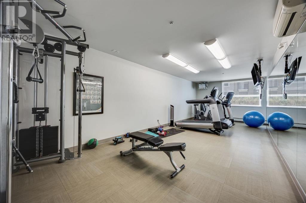 Single Family House for Sale in    Street NE Renfrew Calgary 