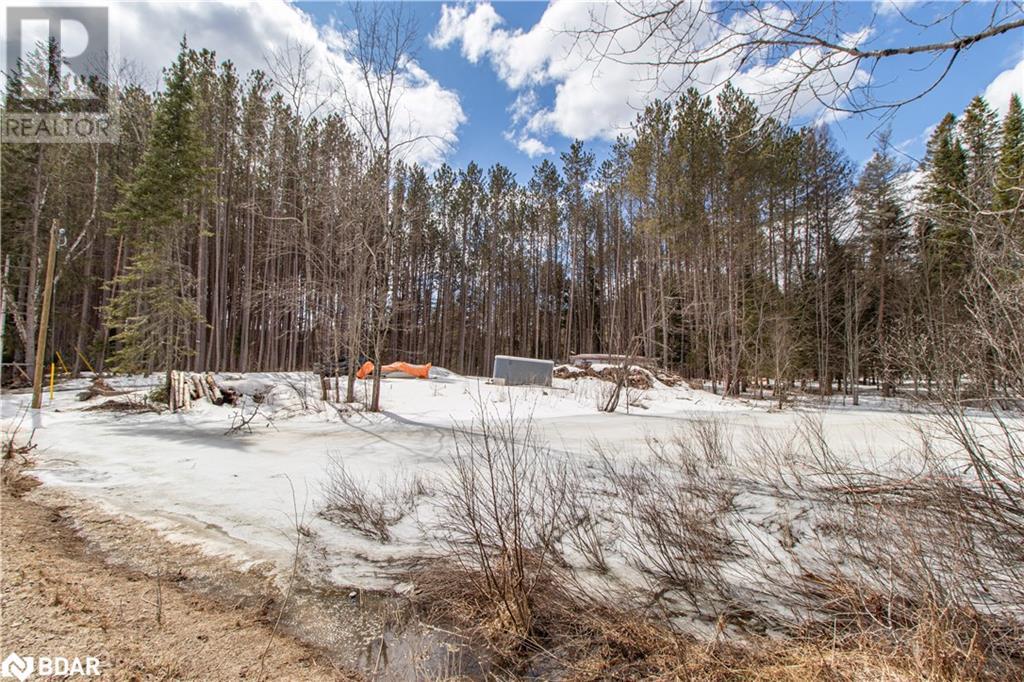 Photo 13 of 1318 Old North Road, Huntsville ON
