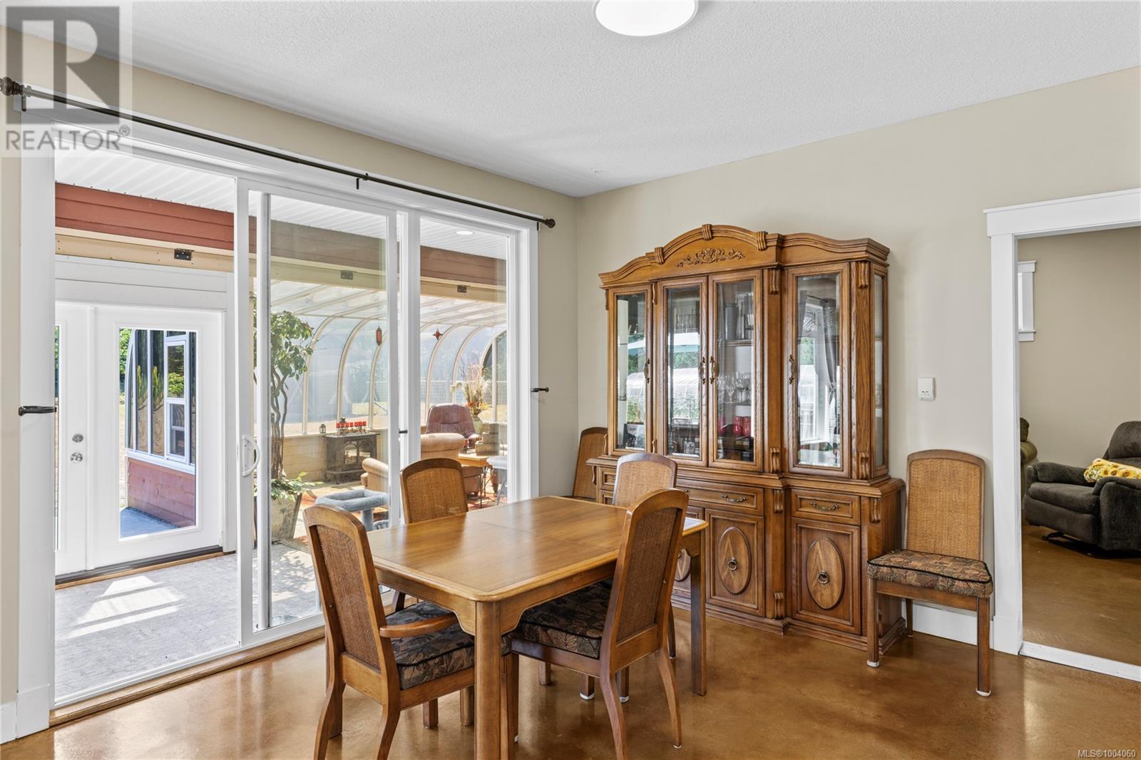 Photo 5 of 850 Burbank Rd, Hilliers BC