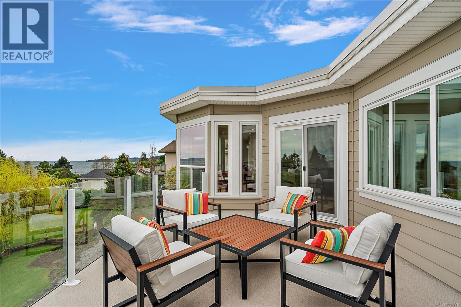 Photo 14 of 5055 Lochside Dr, Saanich BC