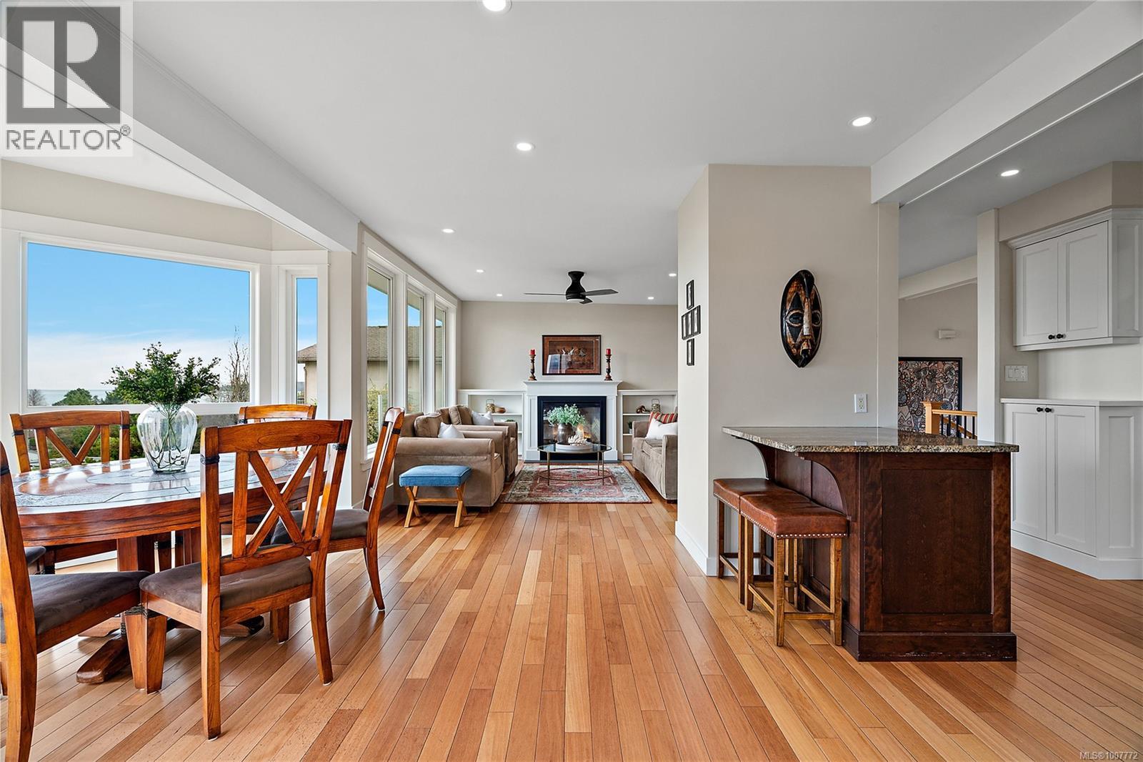 Photo 19 of 5055 Lochside Dr, Saanich BC