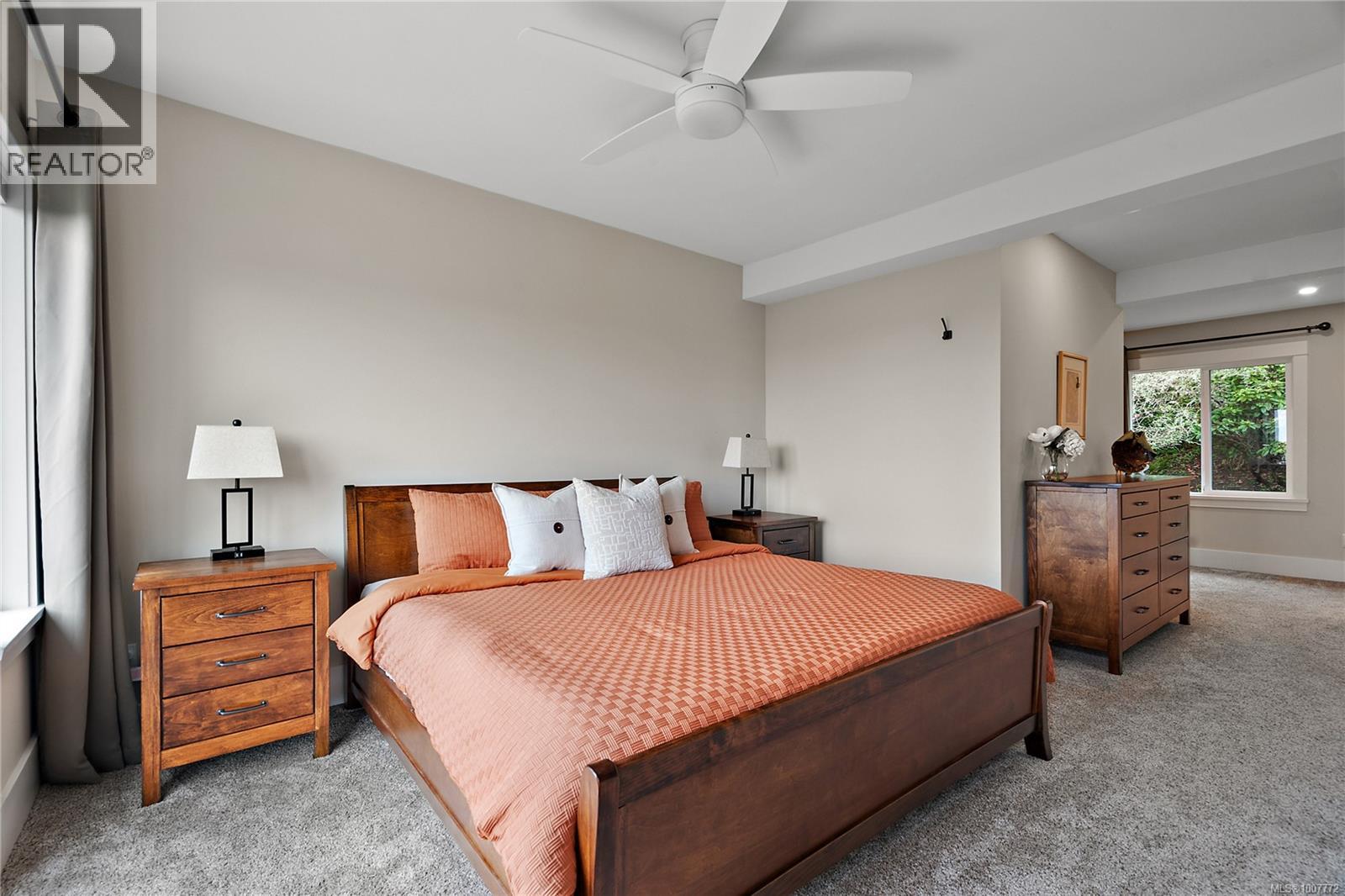 Photo 23 of 5055 Lochside Dr, Saanich BC