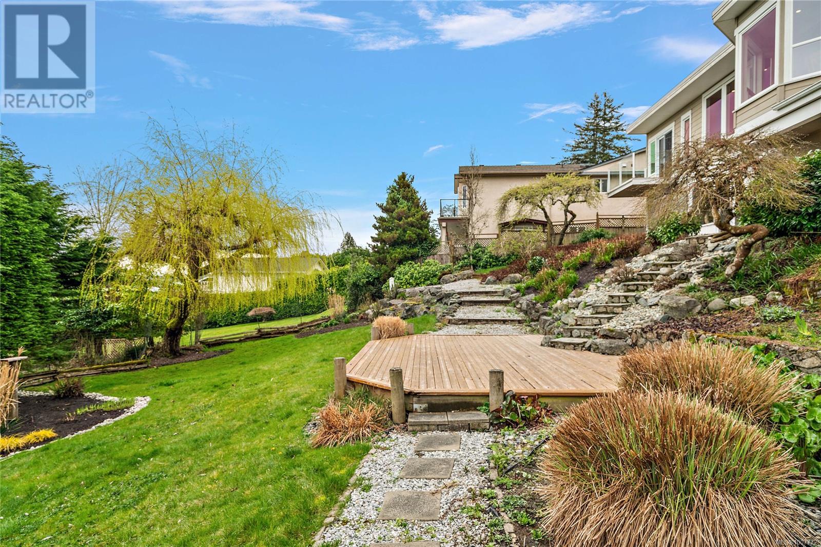 Photo 45 of 5055 Lochside Dr, Saanich BC