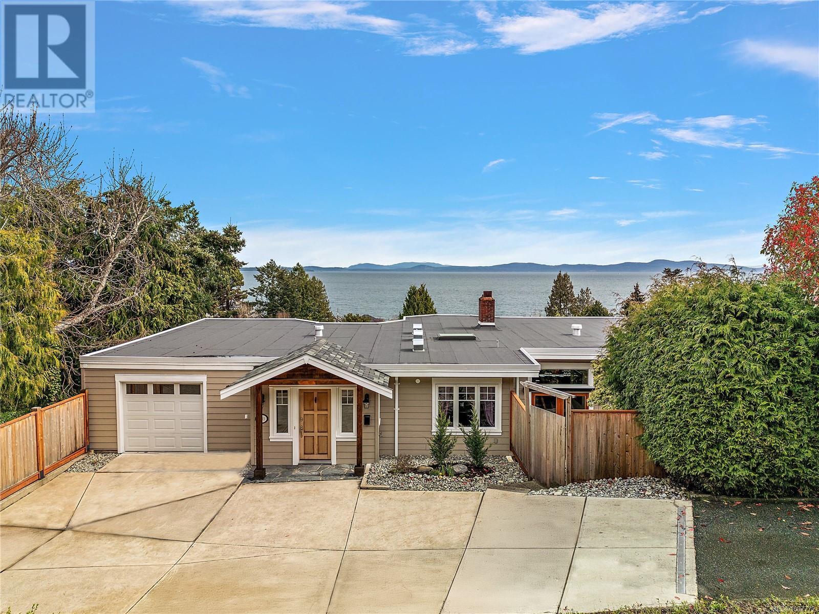 Photo 50 of 5055 Lochside Dr, Saanich BC