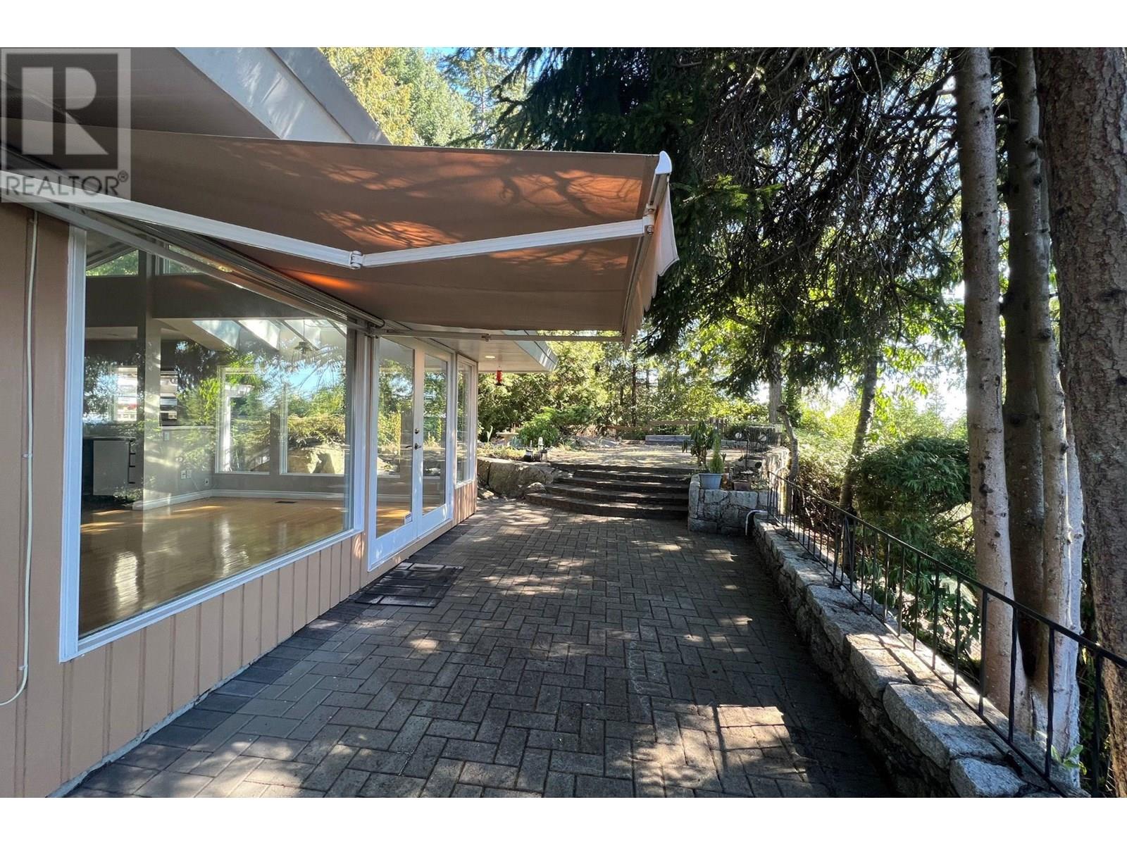 4408 WOODPARK ROAD, West Vancouver