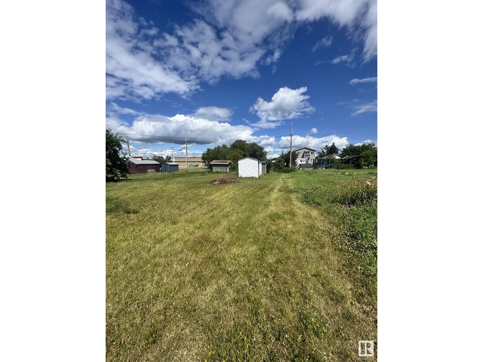 Photo 2 of 5119 2nd St, Boyle AB