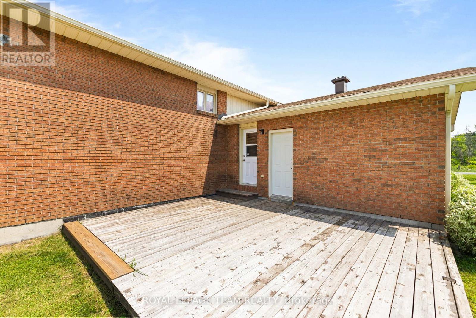 Photo 11 of 2150 8th Line Road, Ottawa ON