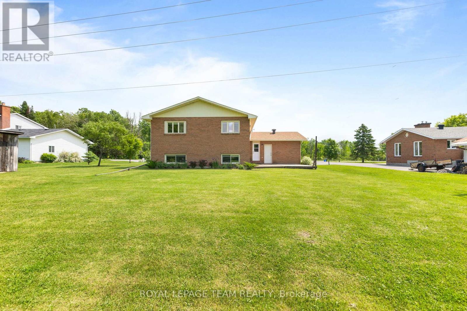 Photo 10 of 2150 8th Line Road, Ottawa ON