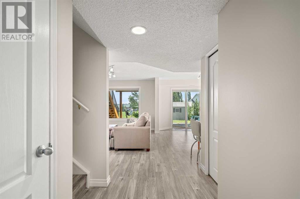 Single Family House for Sale in  Hidden Ranch Boulevard NW Hidden Valley Calgary 