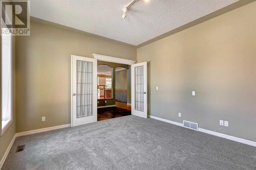 Single Family House Bungalow for Sale in  Evergreen View SW Evergreen Calgary 