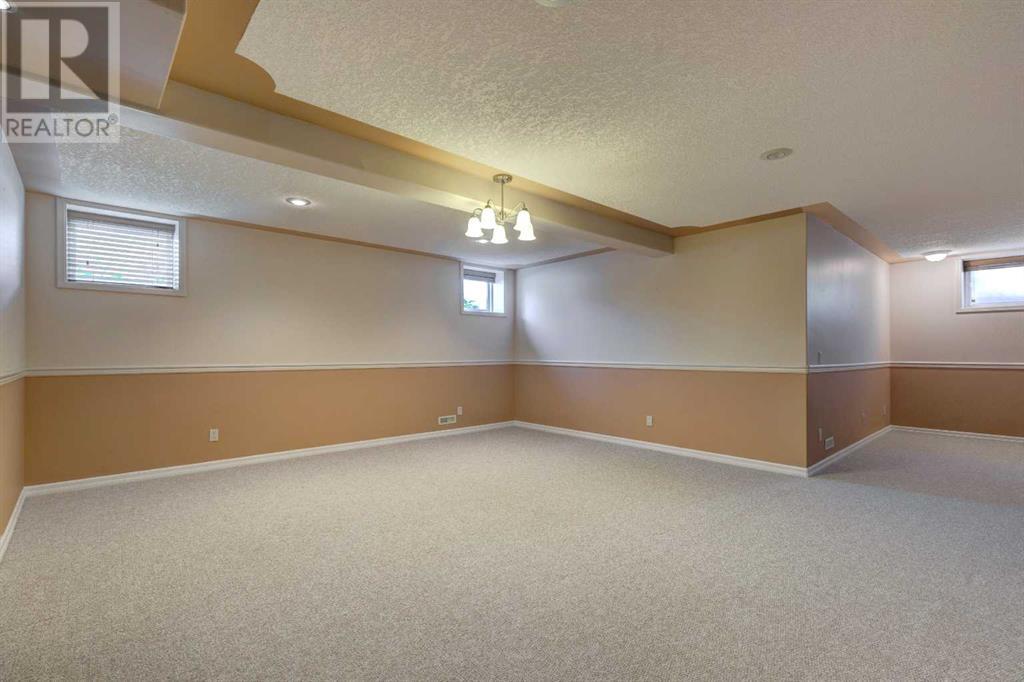 Single Family House Bungalow for Sale in  Evergreen View SW Evergreen Calgary 
