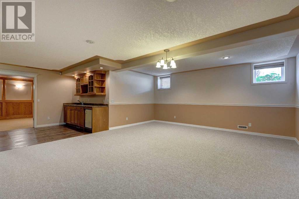 Single Family House Bungalow for Sale in  Evergreen View SW Evergreen Calgary 