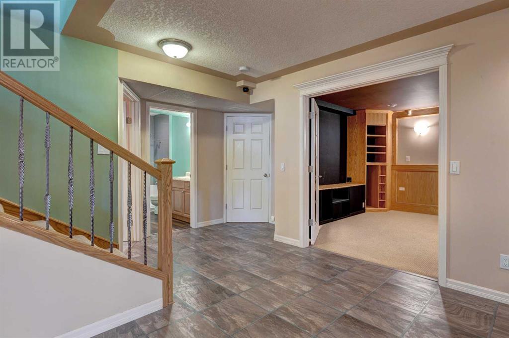 Single Family House Bungalow for Sale in  Evergreen View SW Evergreen Calgary 